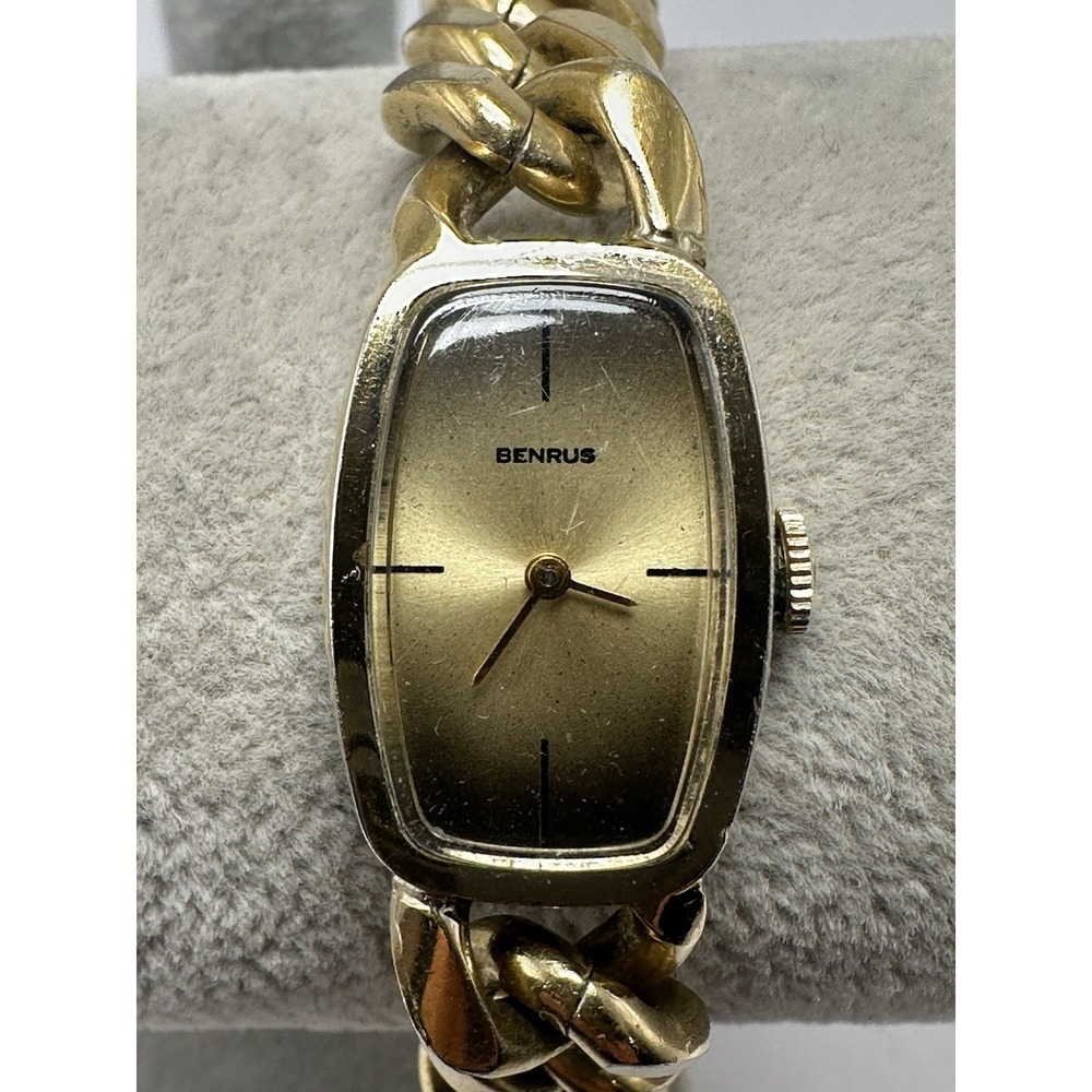 Benrus Manual Wind Ladies Watch Works 17MM 6.5" Chain‎ Link Band Rare M84
